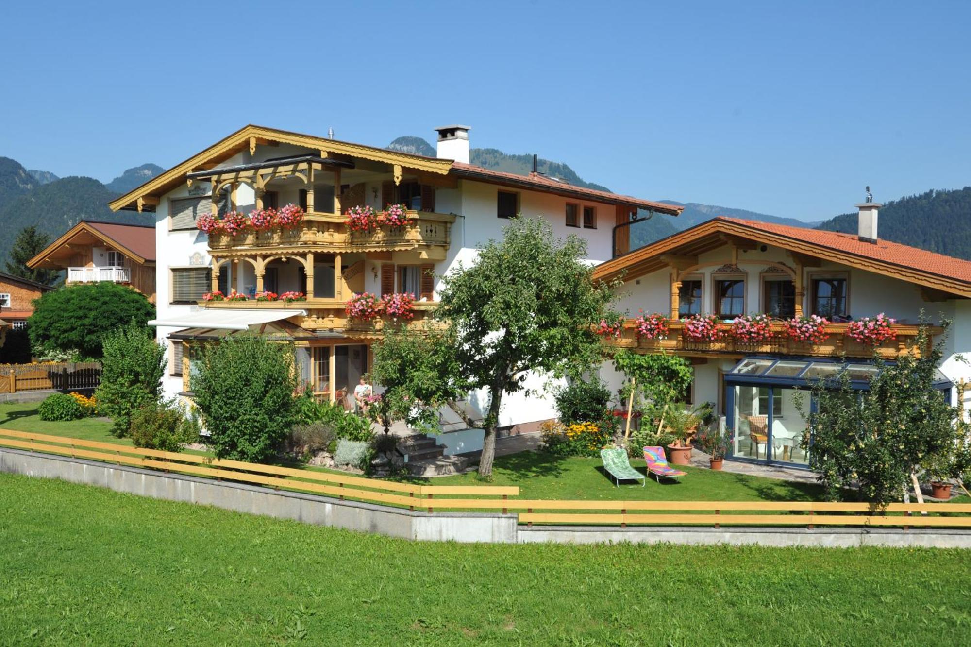 Hotel Haus Unterberg Kössen Esterno foto